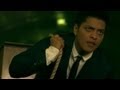 Bruno Mars - Grenade [OFFICIAL VIDEO]